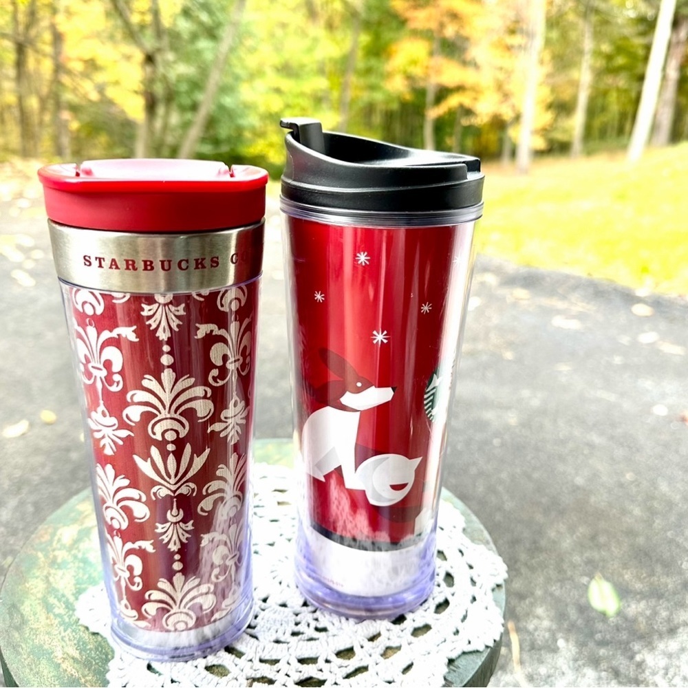 Set of 2 Starbucks Travel Tumblers 2011 Dog Sled Snowflake & 2010 Fleur de Lis